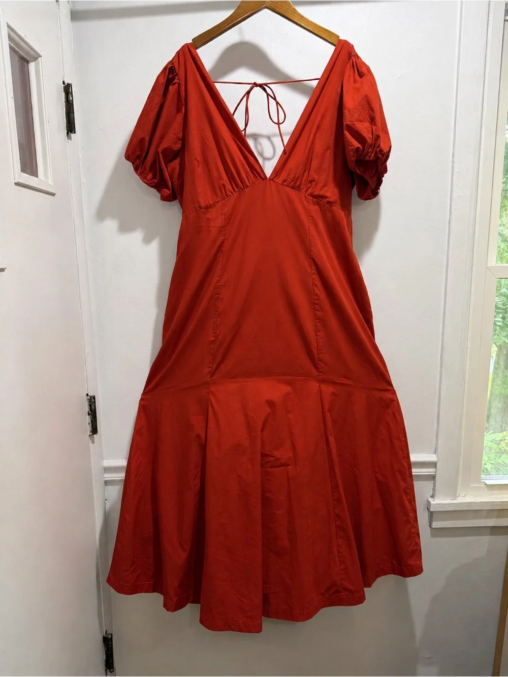 Burnt Orange V-Neck Puff Sleeve Wedding Guest Dress - Abercrombie
